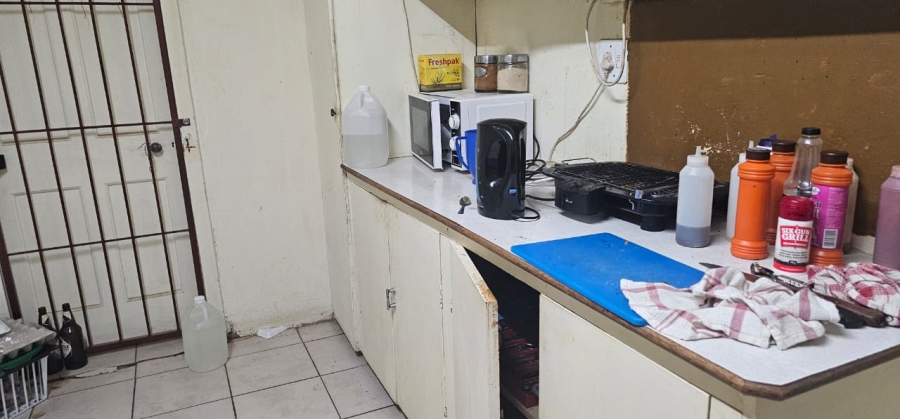 9 Bedroom Property for Sale in Lady Grey Eastern Cape